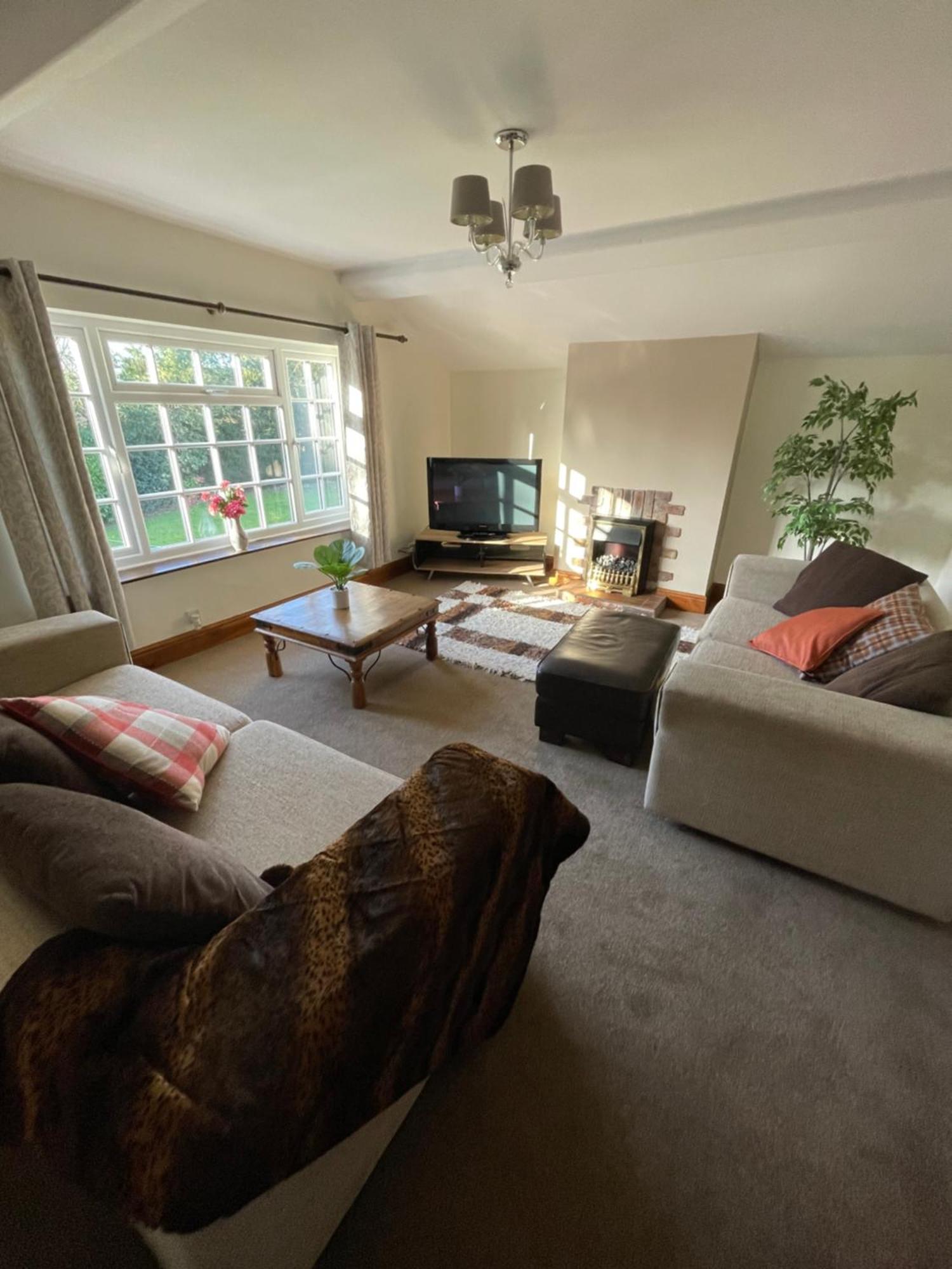 Pear Tree House 2 Bed Apartment Hartford  Zewnętrze zdjęcie